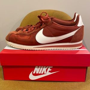 Nike Women’s Sneaker